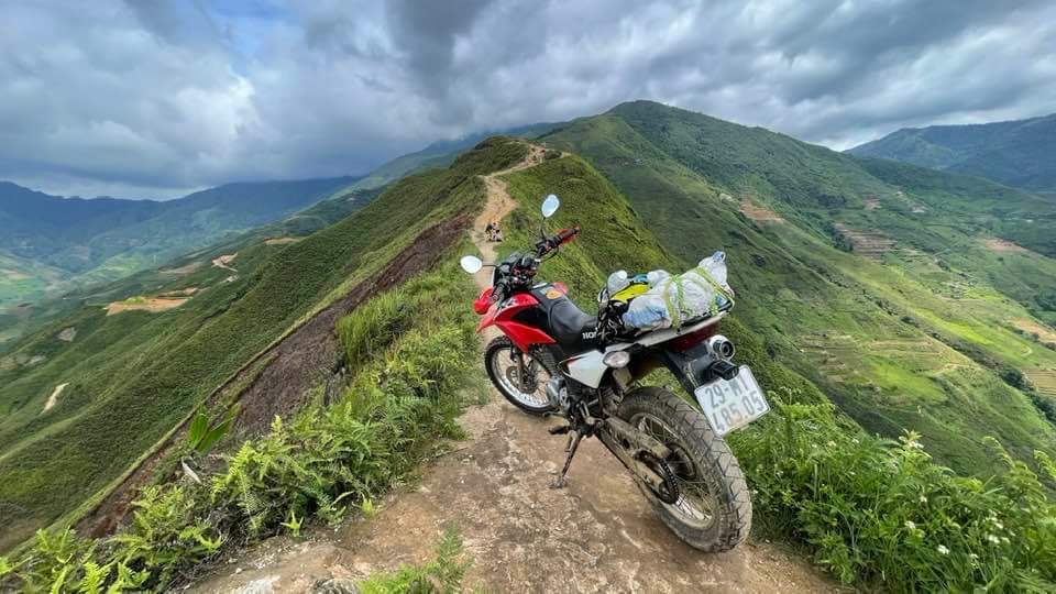 Spectacular Northwest Vietnam Motorbike Adventure from Hanoi to Ta Xua, Mai Chau