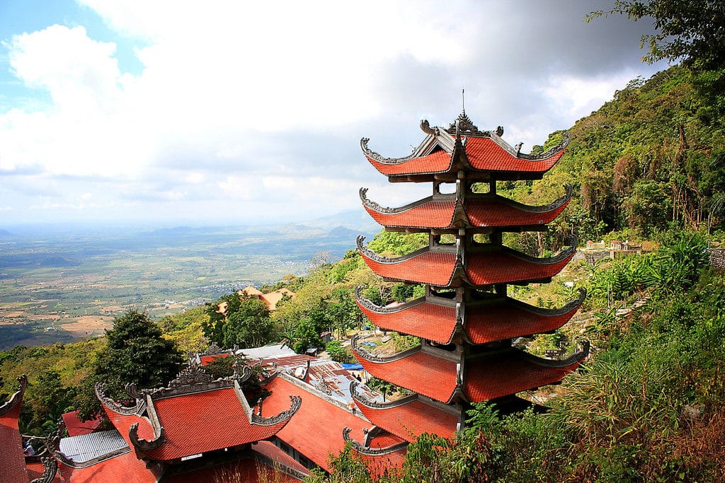 One Day Mui Ne Motorbike Tour to Ta Cu mountain and Ke Ga Lighthouse