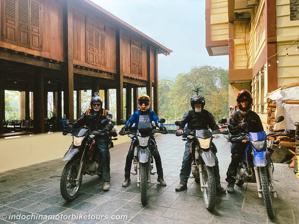 Top 6 reasons you should choose homestay for your motorbike tours
