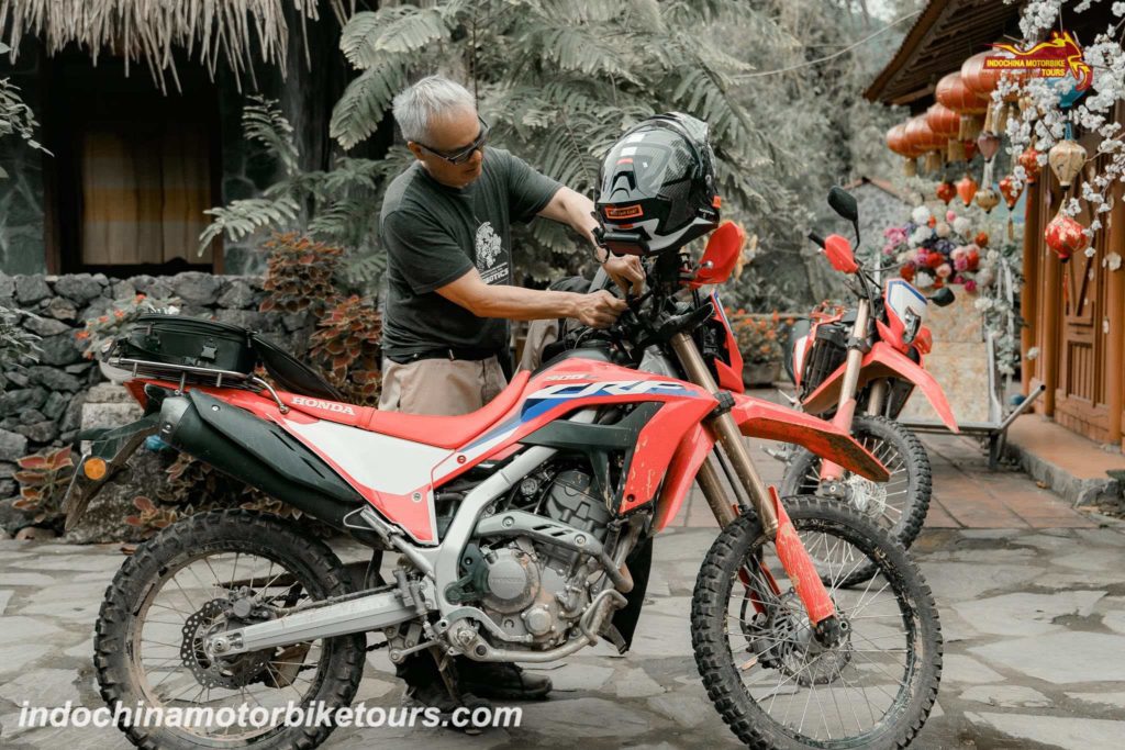 Best Highlights of Riding Motorbike from Hanoi to Mai Chau, Ta Xua Peak, Tram Tau & Nghia Lo in Yen Bai