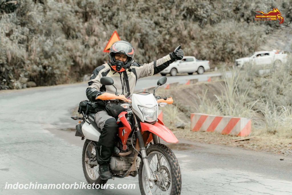 What To See While Riding Motorcycles in Ha Giang