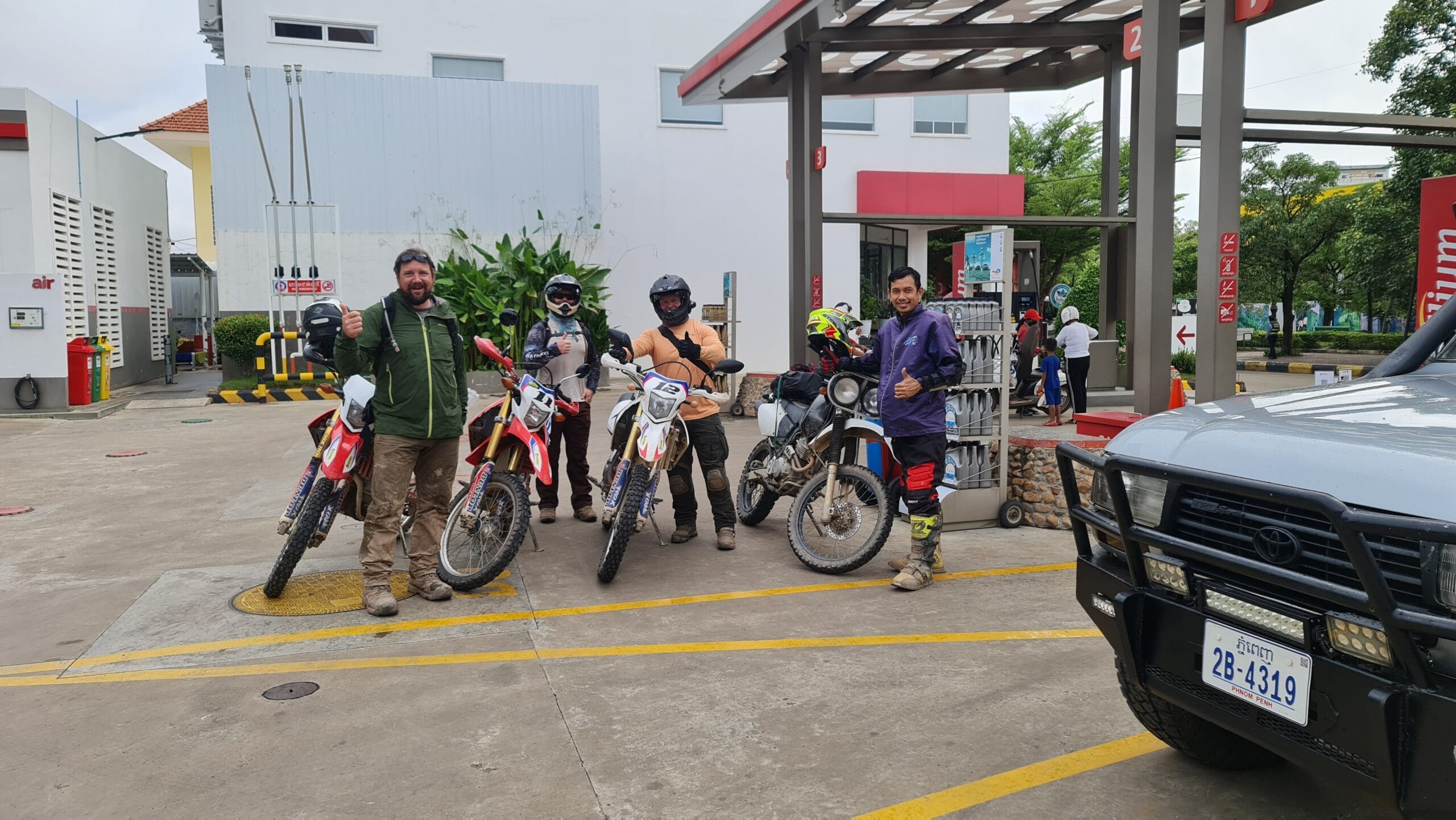 Cambodia Motorbike Adventure: from Phnom Penh to Siem Reap via Cardamom Mountains, Preah Vihear