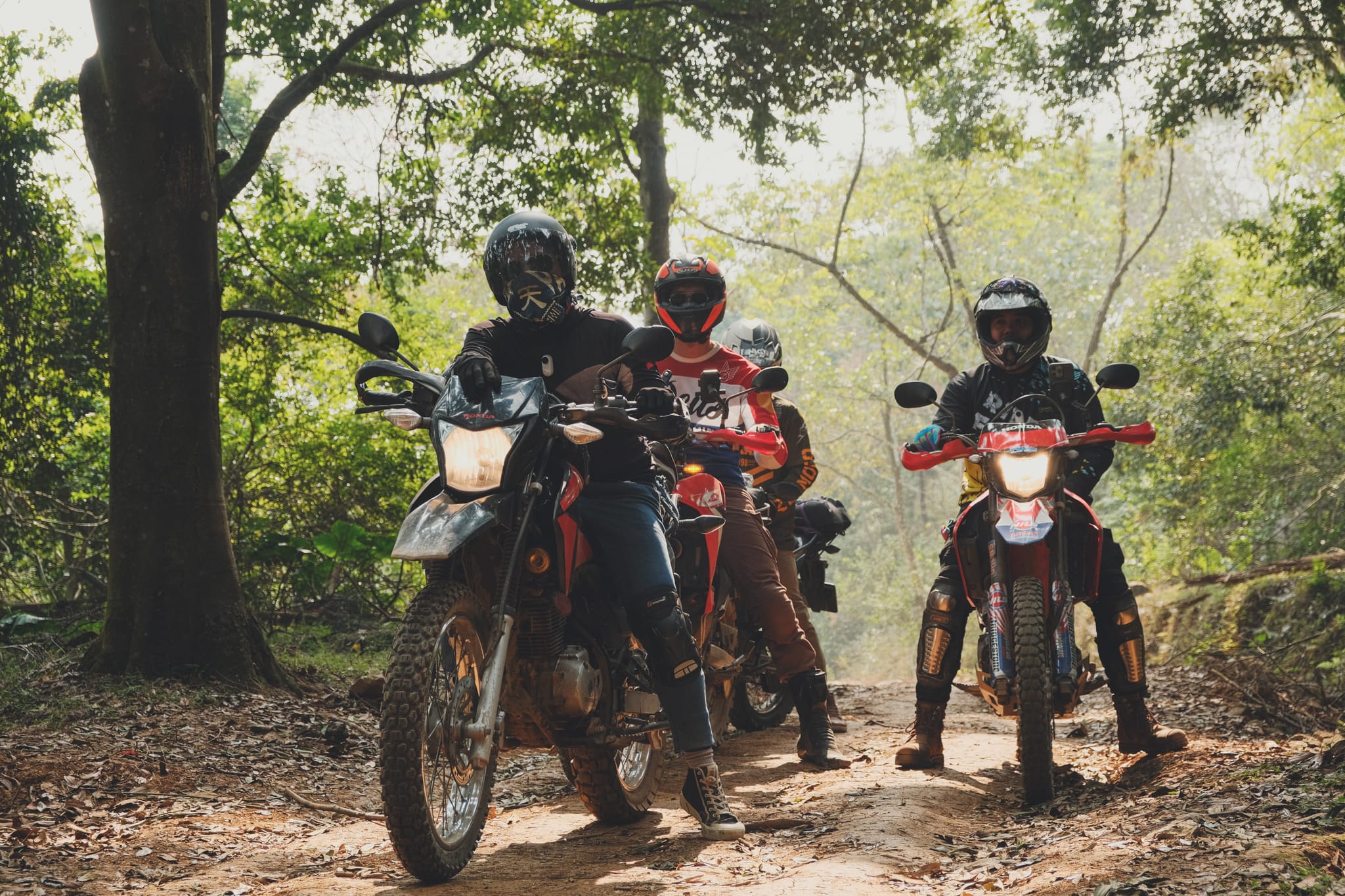One-Day Hanoi Dirt Bike Adventure to Ham Lon Mountain – Conquer the Trails