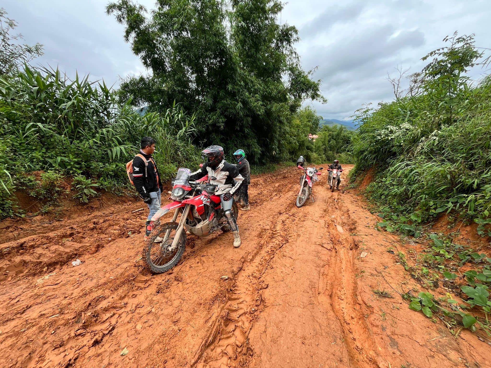 top-10-laos-offroad-motorbike-tours