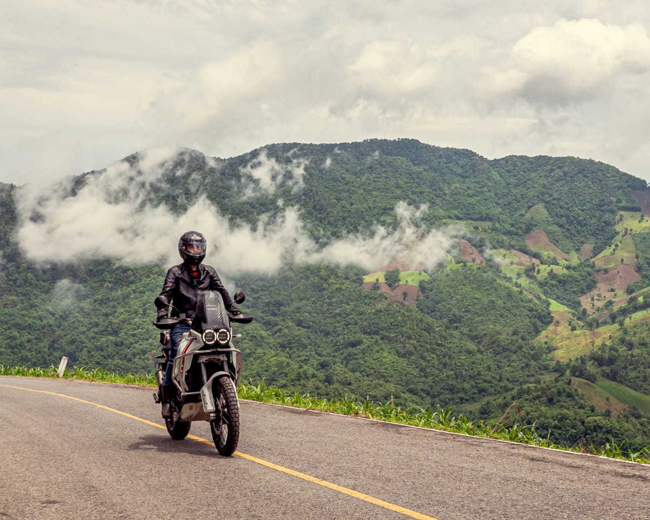 Chiang Mai ADV Big Bike Tour to Mae Sariang, Pai via Mae Hong Son, Borderlands
