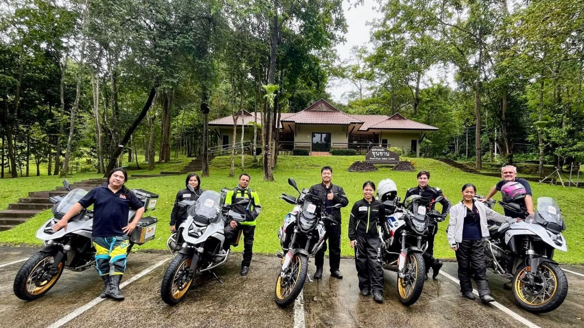 Legendary Mae Hong Son Loop Thailand Big Bike Tour with Pai and Doi Inthanon Ride