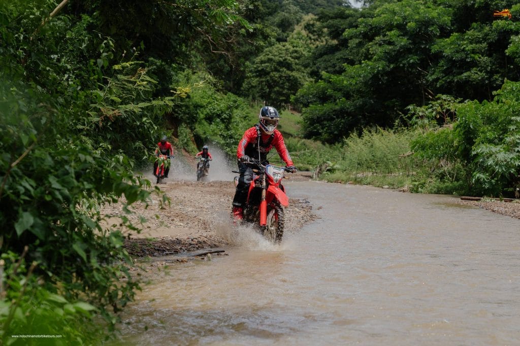 Thailand Offroad Motorcycle Tour from Chiang Mai via Chiang Dao, Pai to Wiang Haeng